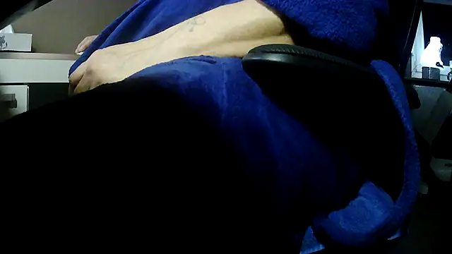 suedel65 online show from 12-20-25, 04:26