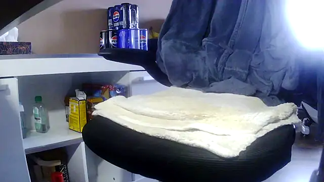 suedel65 online show from 02-09-26, 03:10