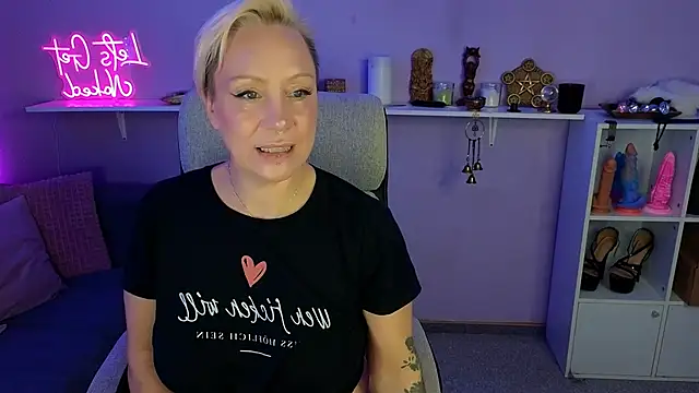 Jan ina online show from 11-20-25, 06:08