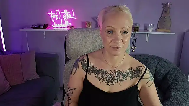 Jan ina online show from 12-18-25, 09:14