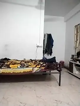 Snapshot of Desi_Londa_143 chatting on 04-10-26, 01:45 Desi Londa 143 online show from 04-10-26, 01:45