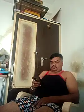 Snapshot of Desi_Londa_143 chatting on 04-11-26, 02:52 Desi Londa 143 online show from 04-11-26, 02:52