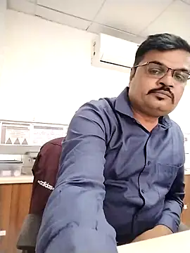 Desi Londa 143 online show from 11-17-25, 06:06