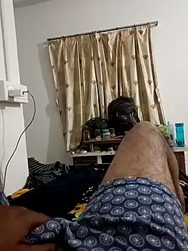 Snapshot of Desi_Londa_143 chatting on 03-19-26, 11:05 Desi Londa 143 online show from 03-19-26, 11:05