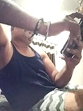 Snapshot of Desi_Londa_143 chatting on 04-04-26, 06:03 Desi Londa 143 online show from 04-04-26, 06:03