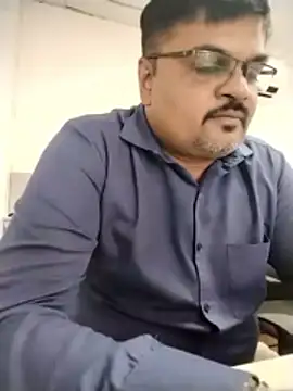 Snapshot of Desi_Londa_143 chatting on 03-24-26, 08:58 Desi Londa 143 online show from 03-24-26, 08:58