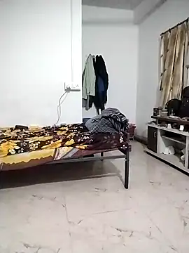 Snapshot of Desi_Londa_143 chatting on 04-08-26, 12:34 Desi Londa 143 online show from 04-08-26, 12:34