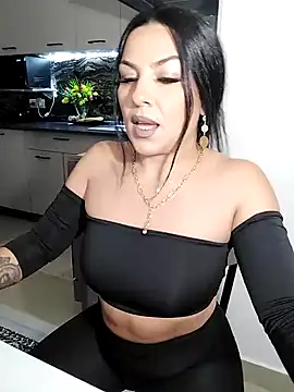 hot-babygirl online show from 11-21-25, 07:35