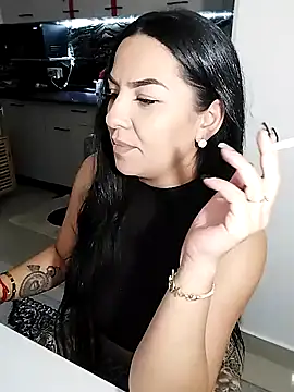 hot-babygirl online show from 12-18-25, 07:29