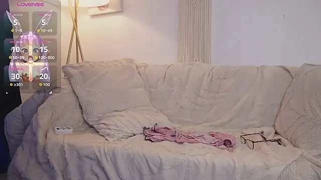 Snapshot of bunnycuteshy chatting on 01-07-26, 01:49 bunnycuteshy online show from 01-07-26, 01:49