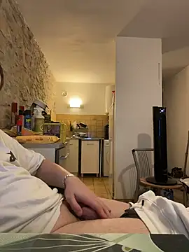 yann2392 online show from 05-27-26, 08:05