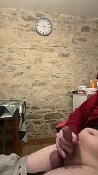 Snapshot of yann2392 chatting on 12-17-25, 03:17 yann2392 online show from 12-17-25, 03:17