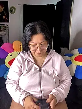 MsConejitaa online show from 10-26-25, 05:13