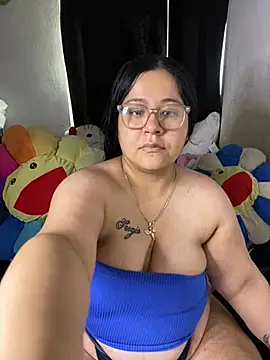 Snapshot of MsConejitaa chatting on 07-17-26, 04:48 MsConejitaa online show from 07-17-26, 04:48