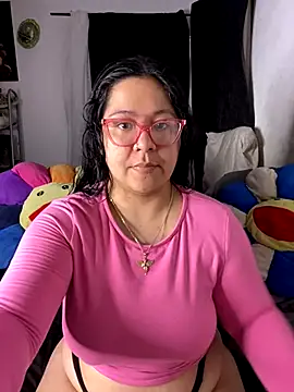 Snapshot of MsConejitaa chatting on 10-17-25, 12:07 MsConejitaa online show from 10-17-25, 12:07