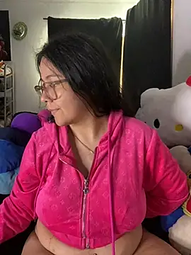 Snapshot of MsConejitaa chatting on 02-11-25, 04:46 MsConejitaa online show from 02-11-25, 04:46