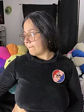 Snapshot of MsConejitaa chatting on 02-23-25, 02:07 MsConejitaa online show from 02-23-25, 02:07