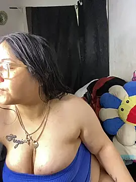 MsConejitaa online show from 05-23-26, 04:17