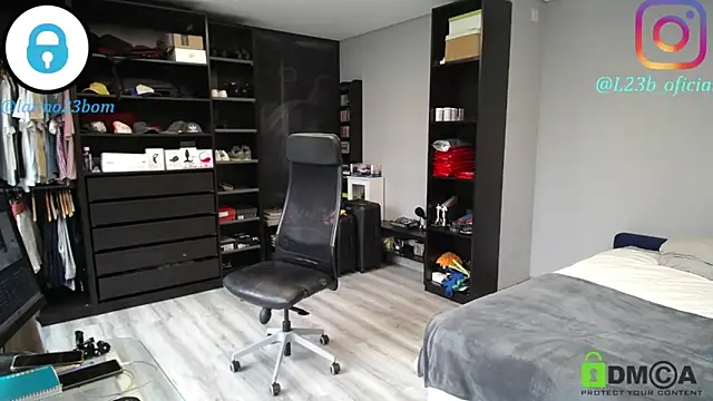 Snapshot of samricci21 chatting on 05-09-26, 03:26 samricci21 online show from 05-09-26, 03:26