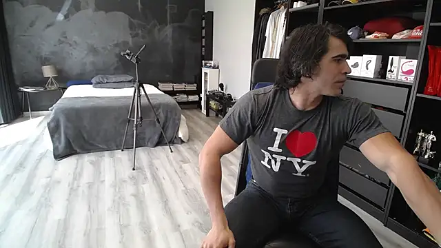 samricci21 online show from 03-10-26, 01:04