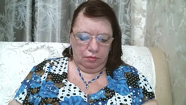 Snapshot of SusanaAhSun chatting on 10-09-25, 11:00 SusanaAhSun online show from 10-09-25, 11:00