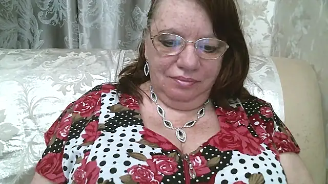Snapshot of SusanaAhSun chatting on 02-04-26, 12:11 SusanaAhSun online show from 02-04-26, 12:11