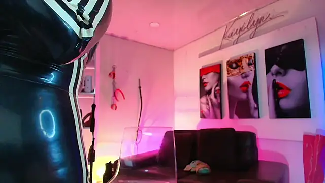kayilyn online show from 05-15-26, 12:03
