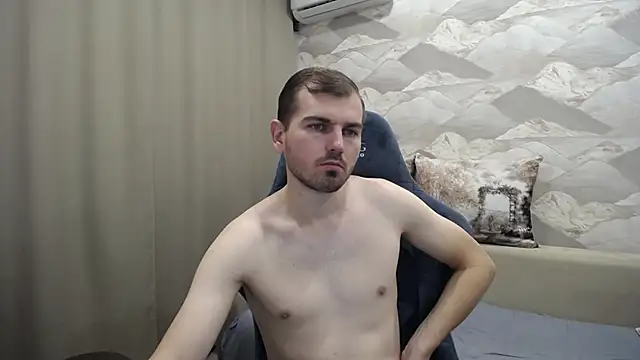 SerzhKorol1 online show from 11-10-25, 05:23