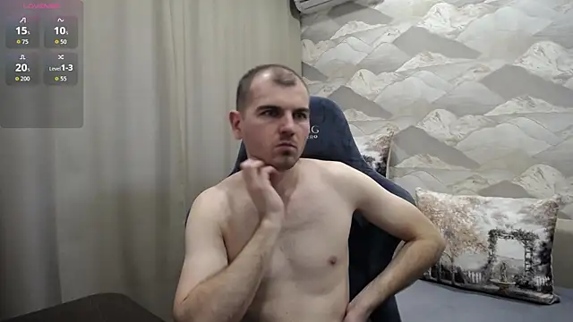 Snapshot of SerzhKorol1 chatting on 07-13-26, 10:03 SerzhKorol1 online show from 07-13-26, 10:03
