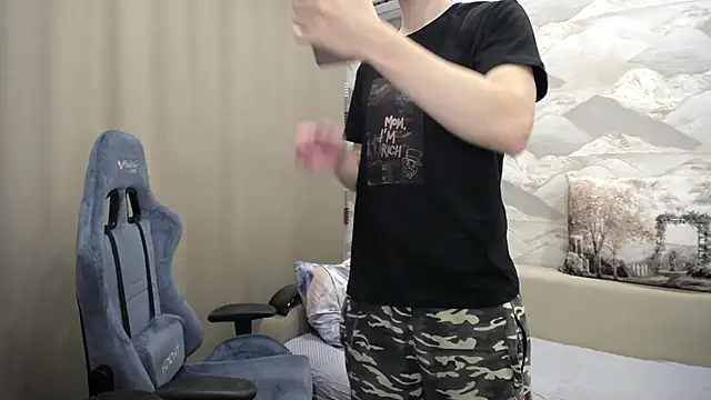 SerzhKorol1 online show from 10-28-25, 06:12