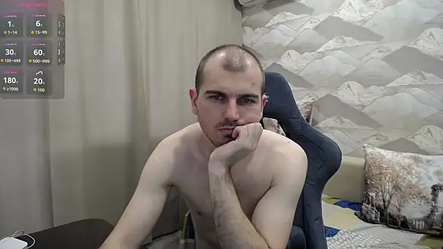 Snapshot of SerzhKorol1 chatting on 06-20-26, 11:37 SerzhKorol1 online show from 06-20-26, 11:37