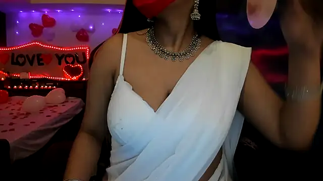 Snapshot of South_indian_tickly chatting on 02-10-25, 09:47 South indian tickly online show from 02-10-25, 09:47