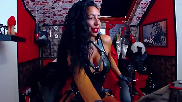 Snapshot of DommeBellatrix chatting on 07-02-26, 06:08 DommeBellatrix online show from 07-02-26, 06:08