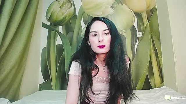 Snapshot of The_Blacksphinxxx chatting on 01-07-25, 11:48 The Blacksphinxxx online show from 01-07-25, 11:48