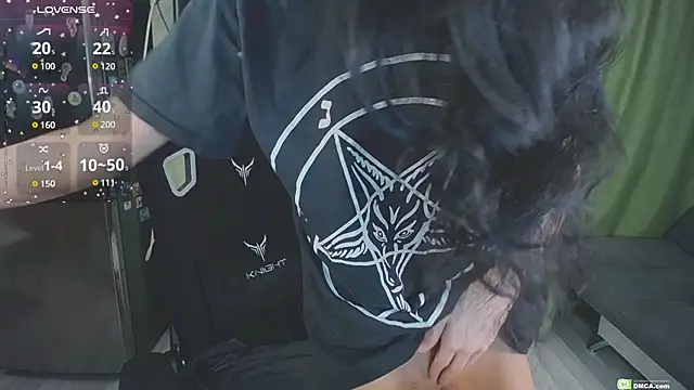 Snapshot of The_Blacksphinxxx chatting on 03-11-25, 02:18 The Blacksphinxxx online show from 03-11-25, 02:18