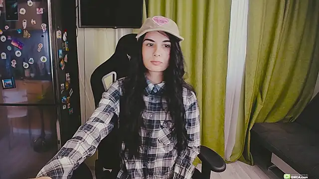 Snapshot of The_Blacksphinxxx chatting on 02-11-25, 10:47 The Blacksphinxxx online show from 02-11-25, 10:47