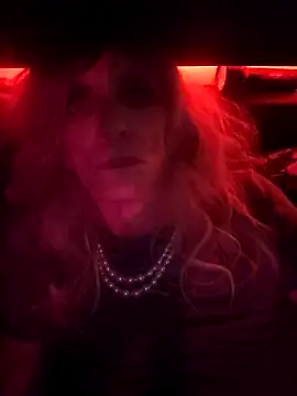 Vonniecd online show from 11-27-25, 08:04