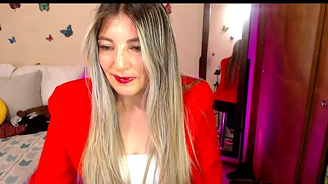 Snapshot of Jolie-Mature chatting on 02-11-26, 08:31 Jolie-Mature online show from 02-11-26, 08:31