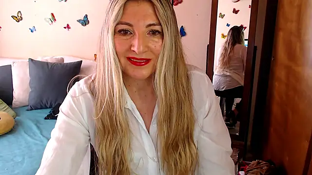 Jolie-Mature online show from 10-10-25, 07:04