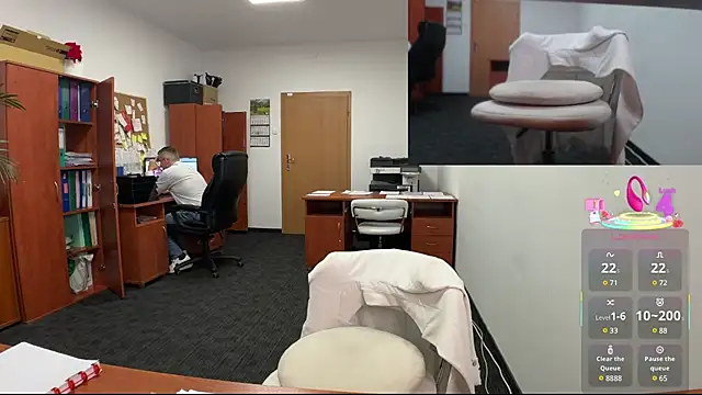 Snapshot of legsLONG chatting on 03-19-25, 04:57 legsLONG online show from 03-19-25, 04:57