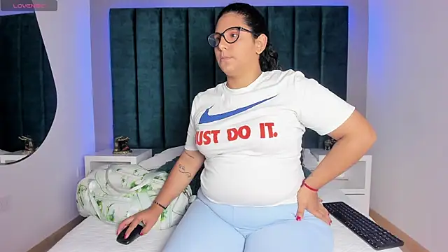 DanielleEvans  online show from 01-15-26, 11:24