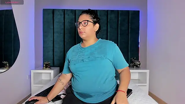 DanielleEvans  online show from 01-13-26, 11:25