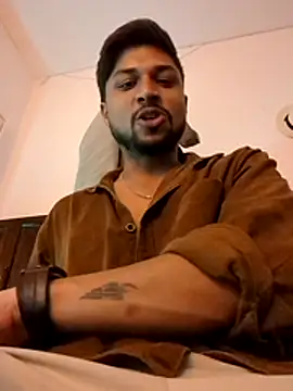  IRRESISTIBLE  online show from 04-29-26, 04:55