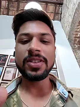  IRRESISTIBLE  online show from 12-21-25, 07:54