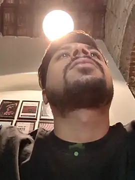  IRRESISTIBLE  online show from 04-18-26, 10:50