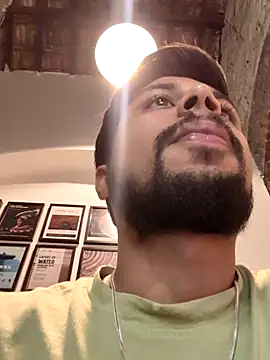  IRRESISTIBLE  online show from 02-09-26, 10:57