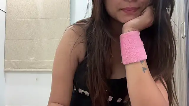 Snapshot of riya_stream chatting on 03-03-26, 03:19 riya stream online show from 03-03-26, 03:19