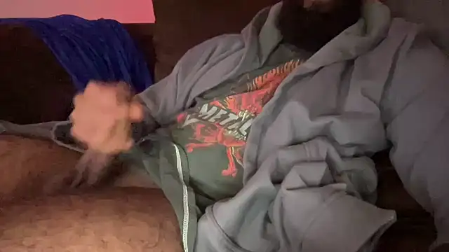 Snapshot of waveonce- chatting on 10-20-25, 05:09 waveonce- online show from 10-20-25, 05:09