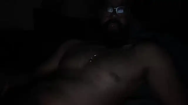 Snapshot of waveonce- chatting on 09-28-25, 10:22 waveonce- online show from 09-28-25, 10:22