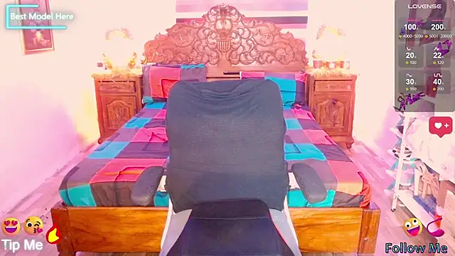 Magnificent Goddess online show from 01-10-26, 04:19